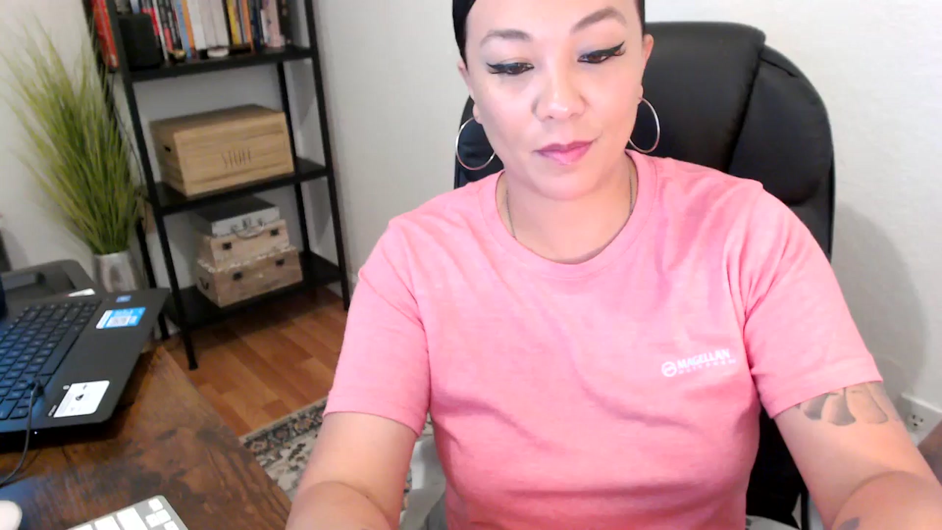 Gallery image thumbnail from MickaylaMoon's myfreecams stream on, 08/06/2024, 17:08 image 16 of 20