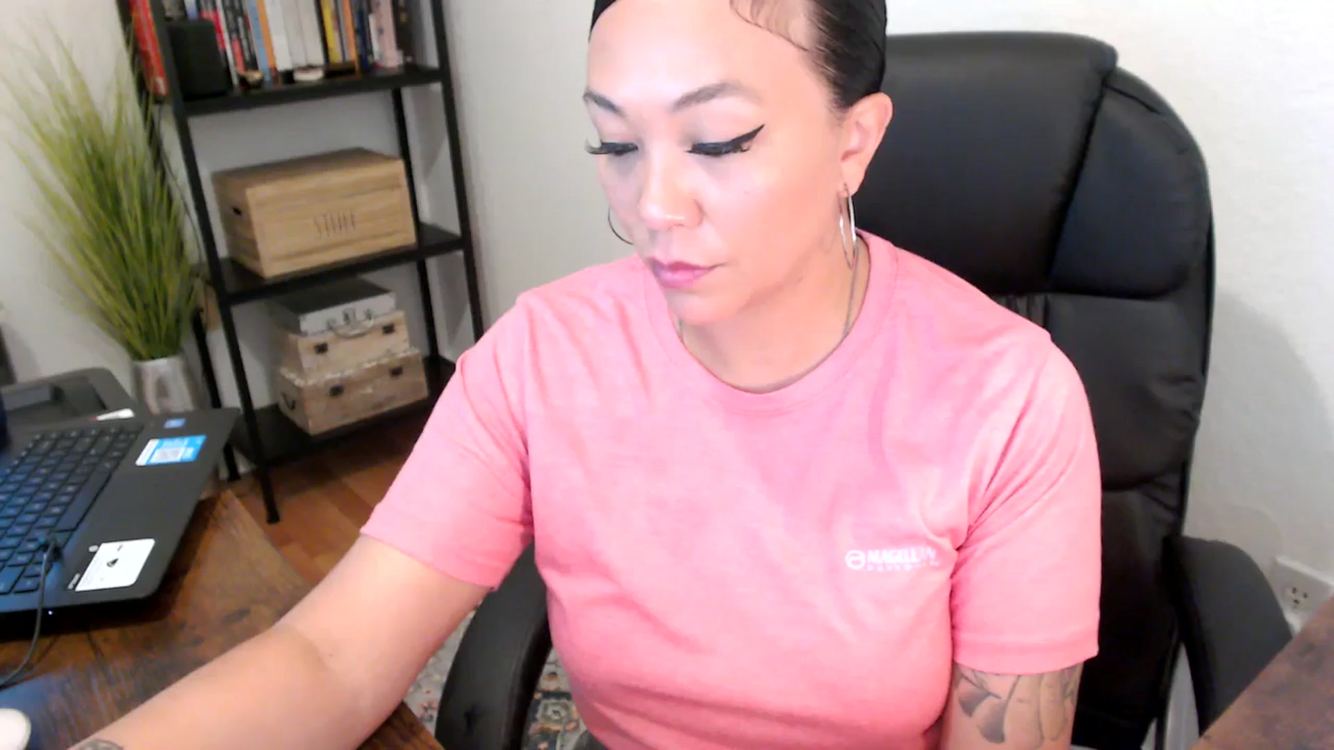 Gallery image thumbnail from MickaylaMoon's myfreecams stream on, 08/06/2024, 17:08 image 14 of 20