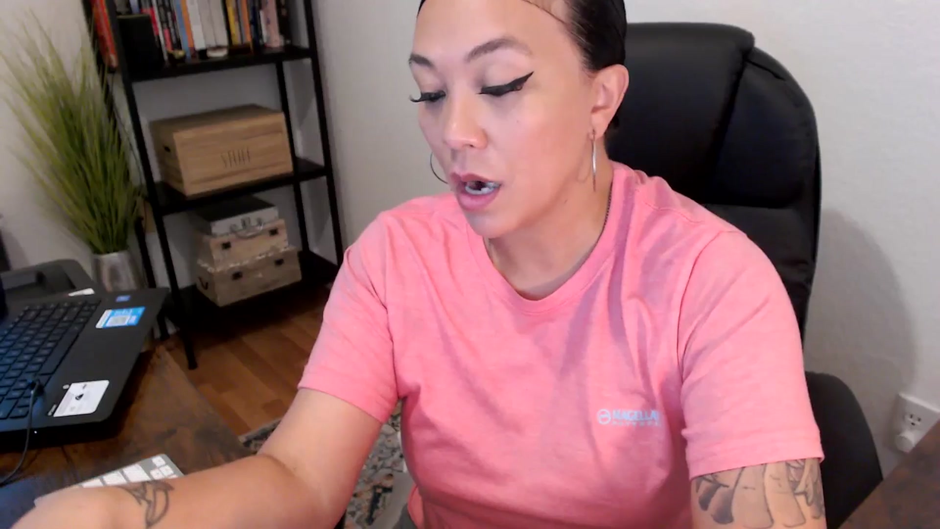 Gallery image thumbnail from MickaylaMoon's myfreecams stream on, 08/06/2024, 19:07 image 15 of 20