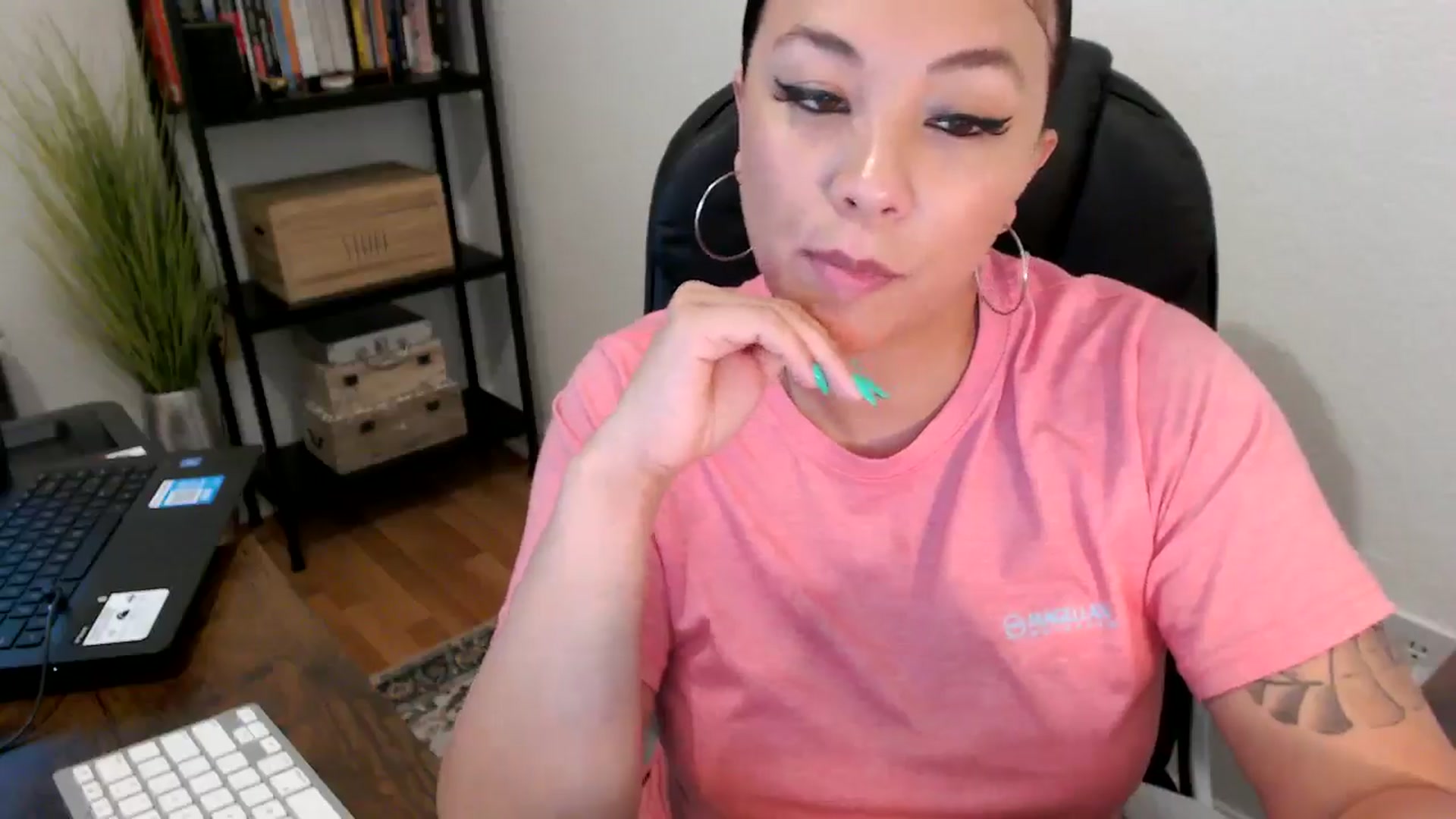 Gallery image thumbnail from MickaylaMoon's myfreecams stream on, 08/06/2024, 19:07 image 16 of 20