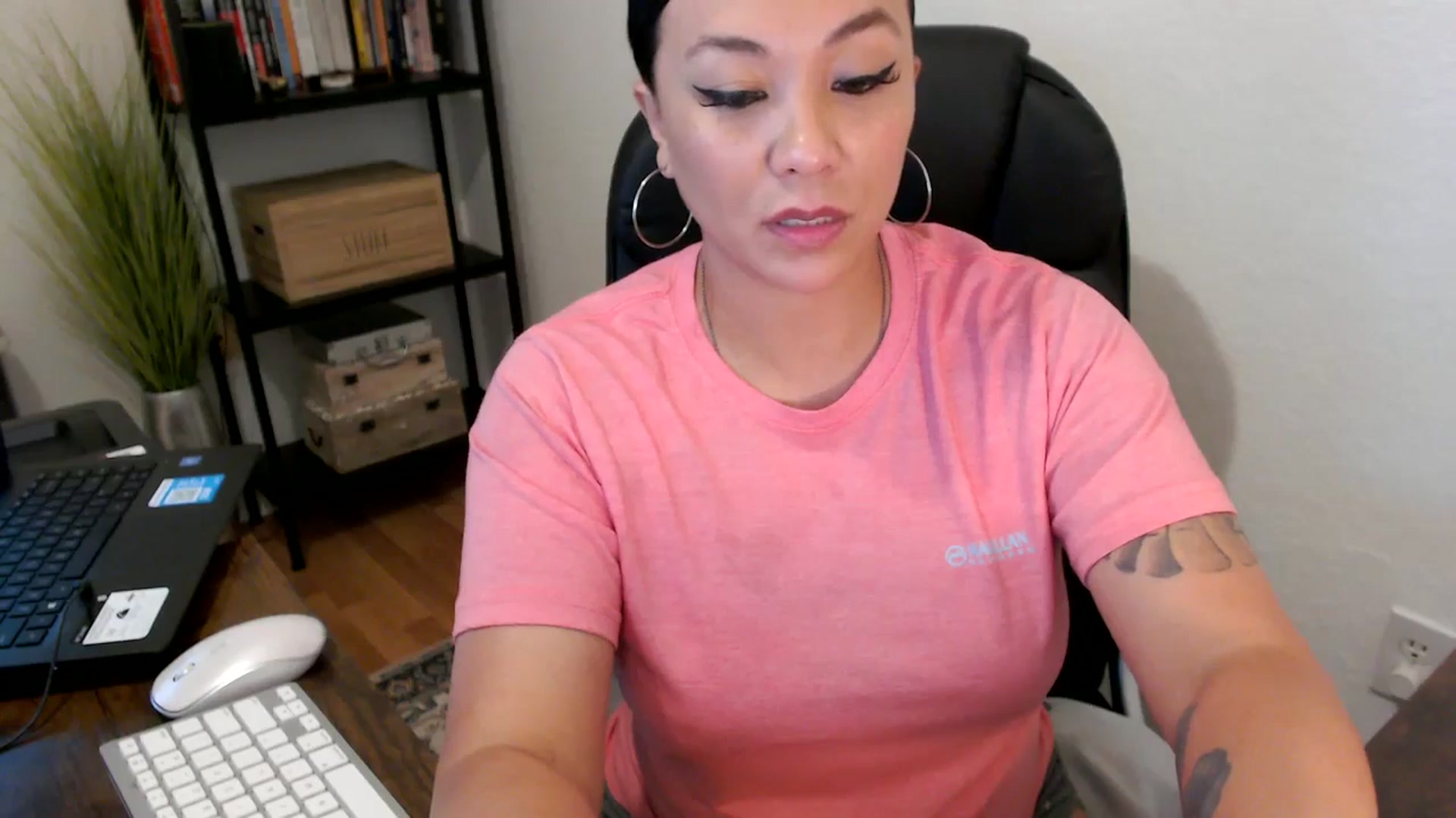 Gallery image thumbnail from MickaylaMoon's myfreecams stream on, 08/06/2024, 19:55 image 19 of 20