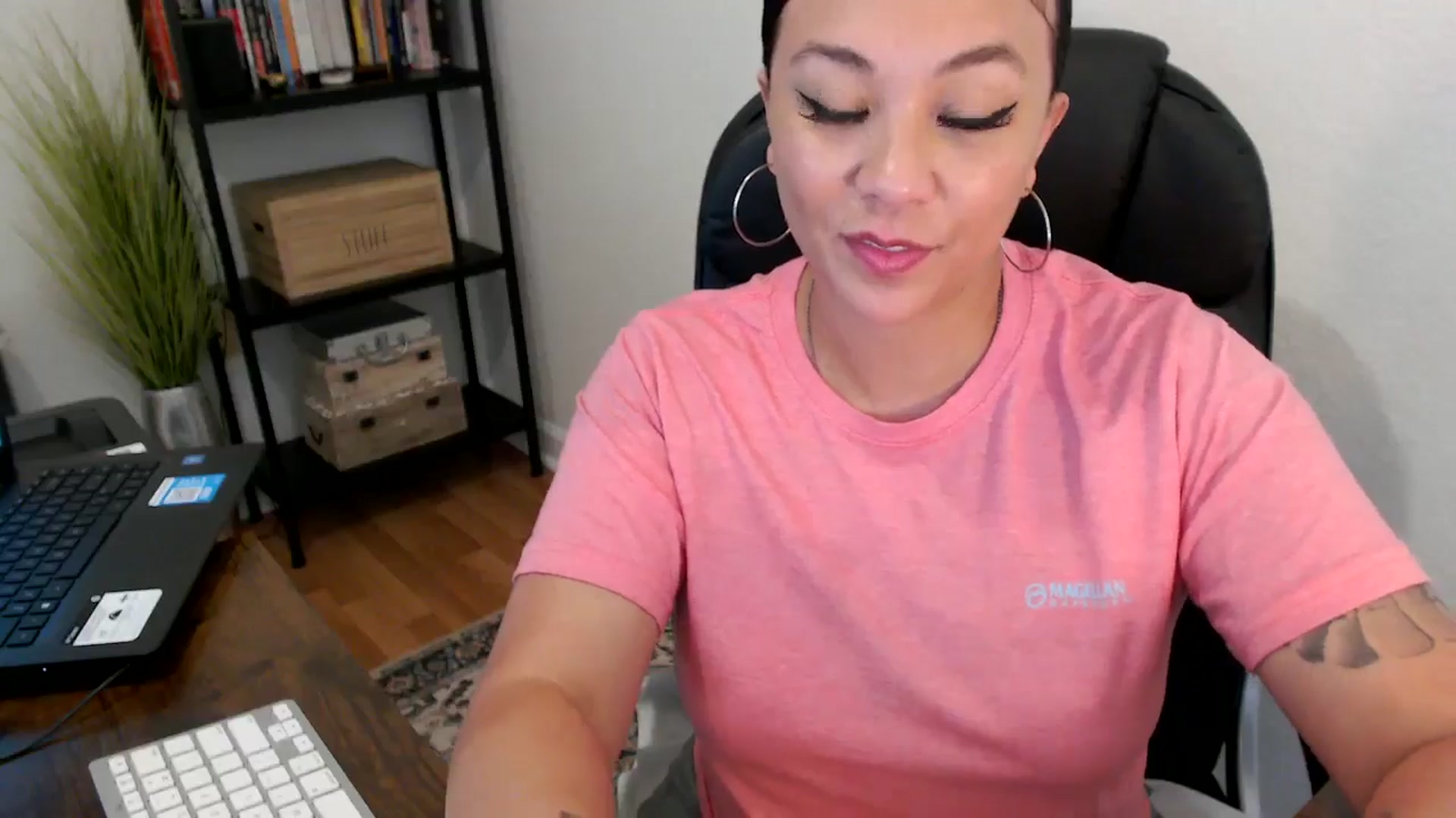 Gallery image thumbnail from MickaylaMoon's myfreecams stream on, 08/06/2024, 21:53 image 5 of 20