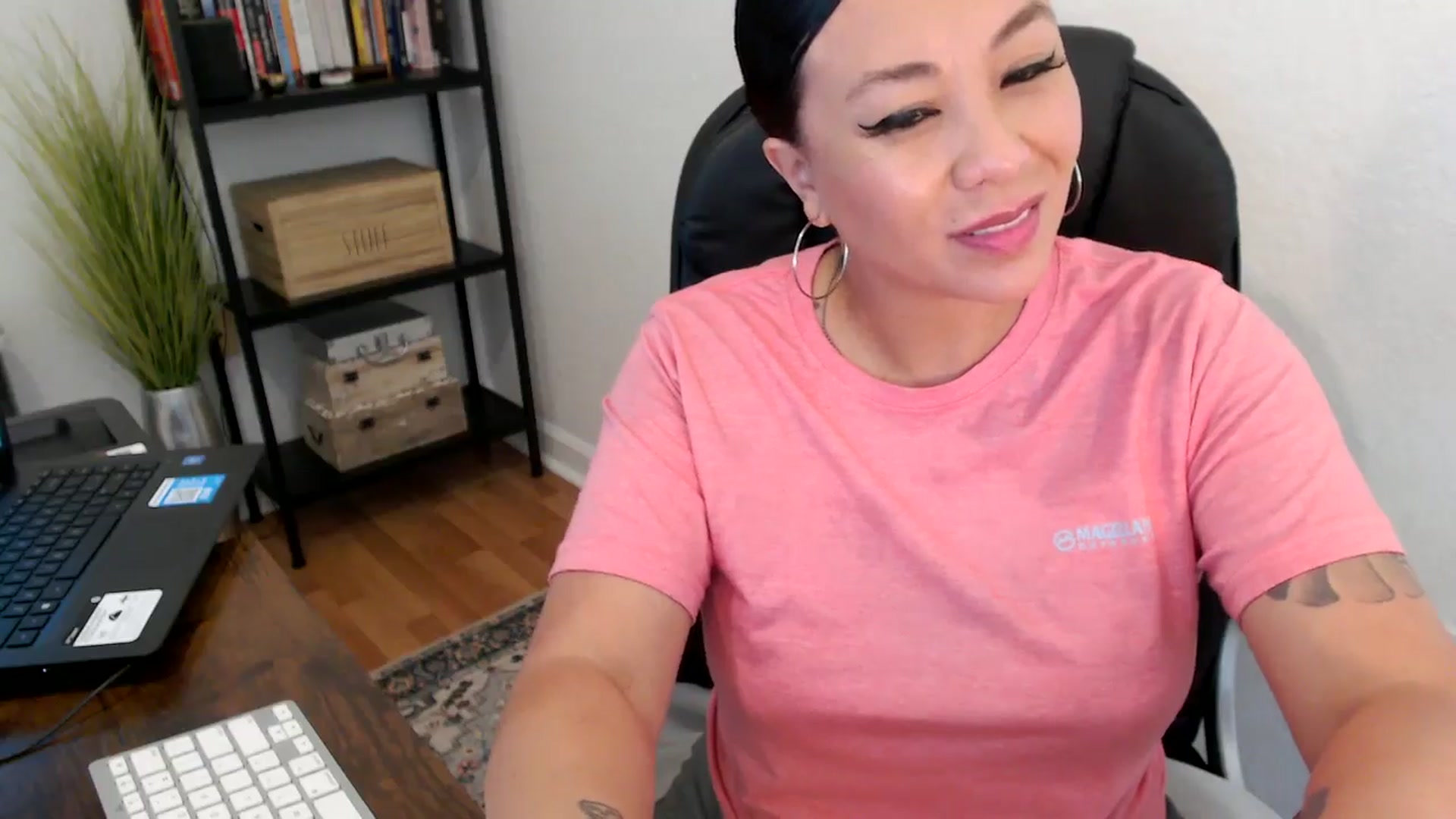 Gallery image thumbnail from MickaylaMoon's myfreecams stream on, 08/06/2024, 21:53 image 11 of 20