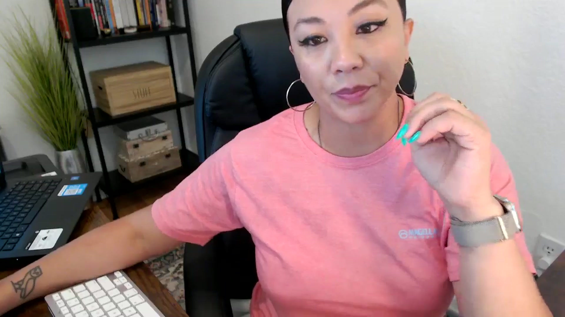 Gallery image thumbnail from MickaylaMoon's myfreecams stream on, 08/06/2024, 22:20 image 7 of 20