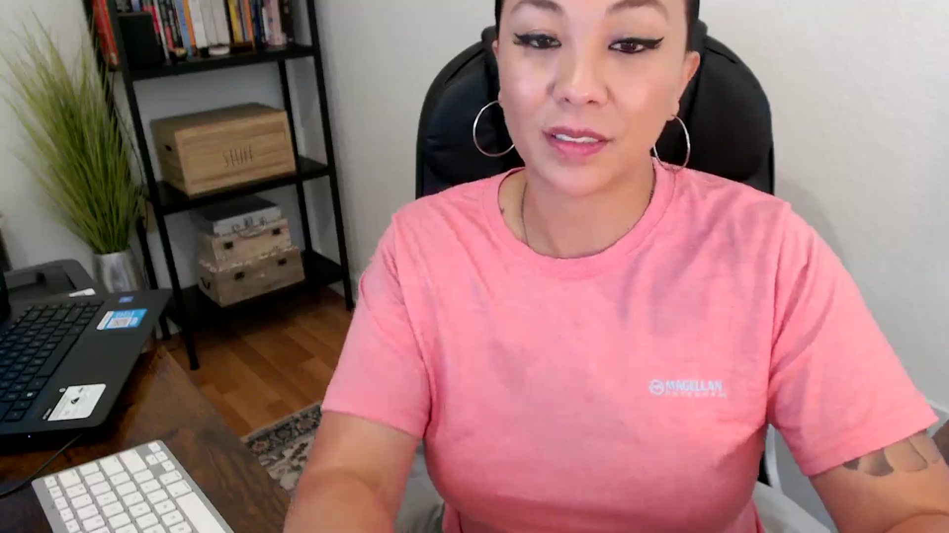 Gallery image thumbnail from MickaylaMoon's myfreecams stream on, 08/06/2024, 22:20 image 19 of 20