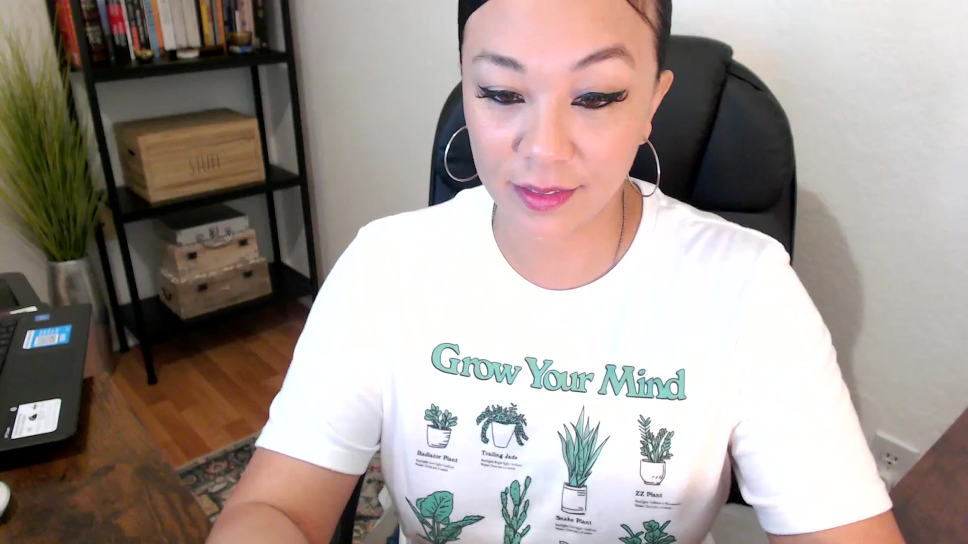 Gallery image thumbnail from MickaylaMoon's myfreecams stream on, 08/07/2024, 14:56 image 15 of 20
