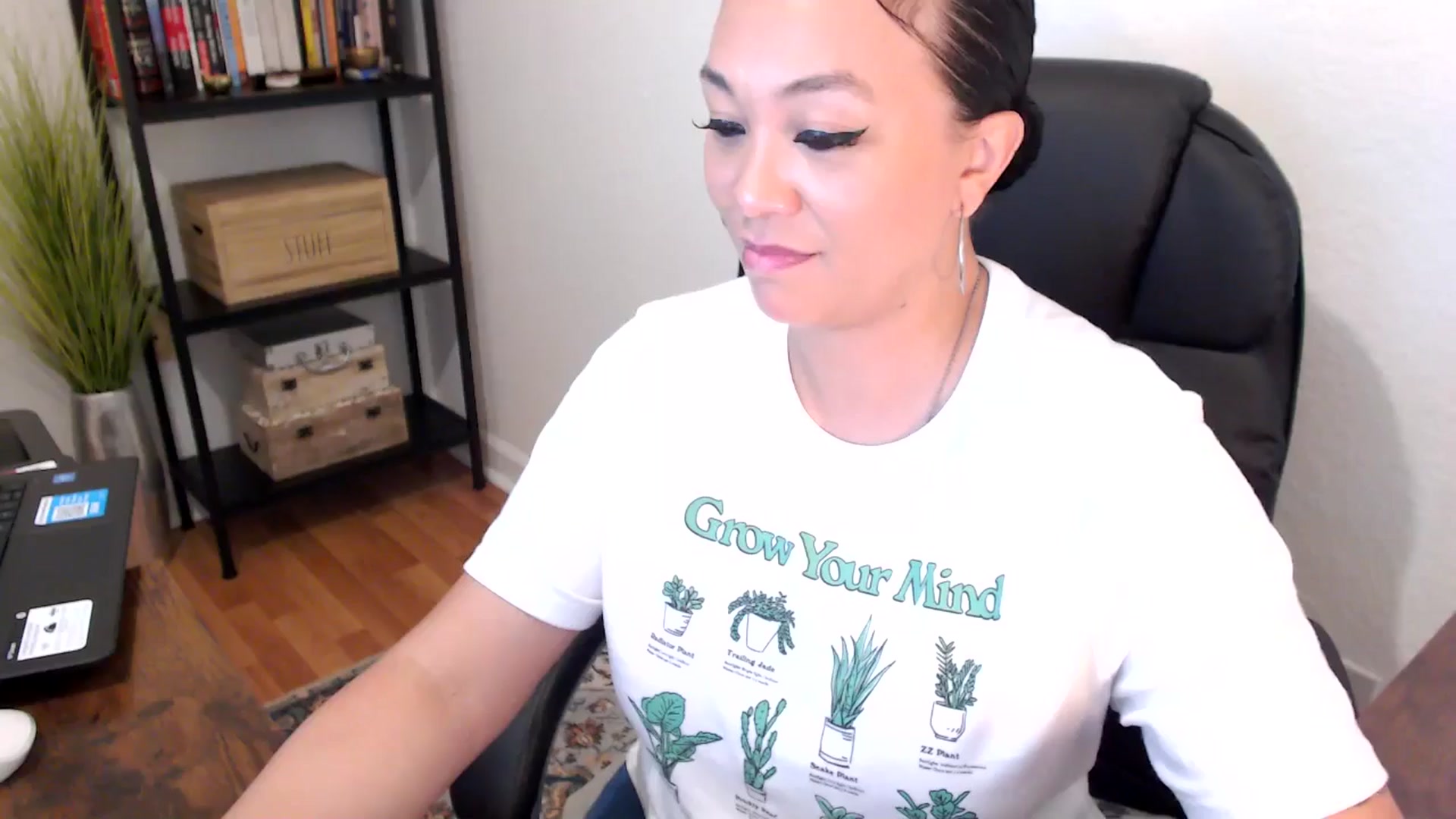 Gallery image thumbnail from MickaylaMoon's myfreecams stream on, 08/07/2024, 16:42 image 20 of 20