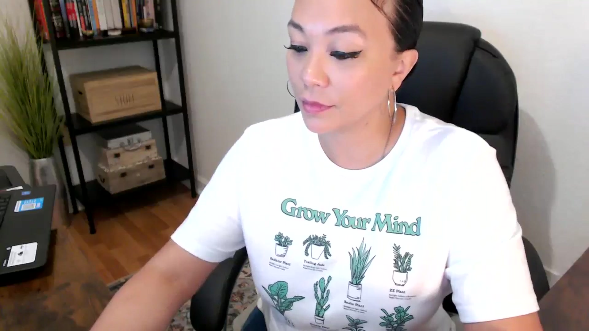 Gallery image thumbnail from MickaylaMoon's myfreecams stream on, 08/07/2024, 16:42 image 2 of 20