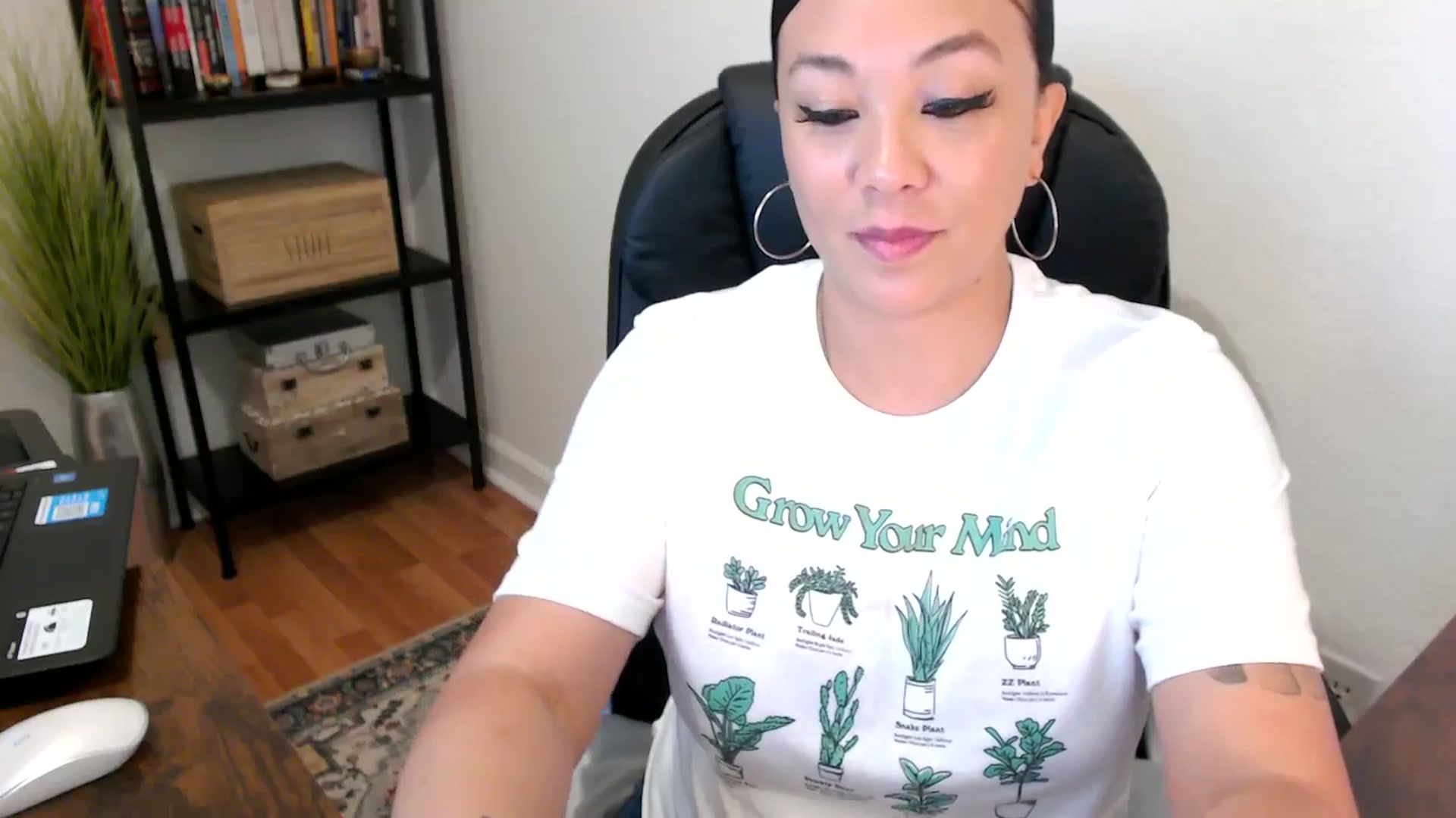 Gallery image thumbnail from MickaylaMoon's myfreecams stream on, 08/07/2024, 17:08 image 14 of 20