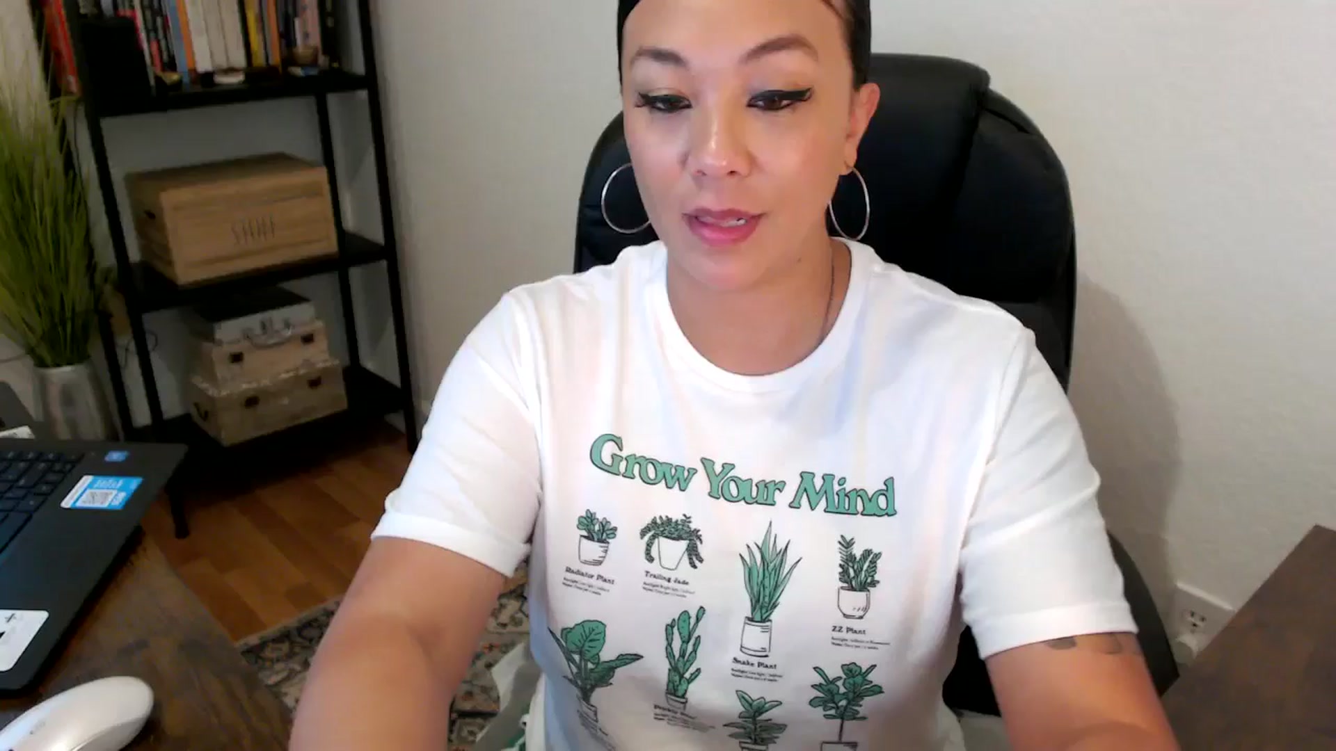 Gallery image thumbnail from MickaylaMoon's myfreecams stream on, 08/07/2024, 19:58 image 1 of 20