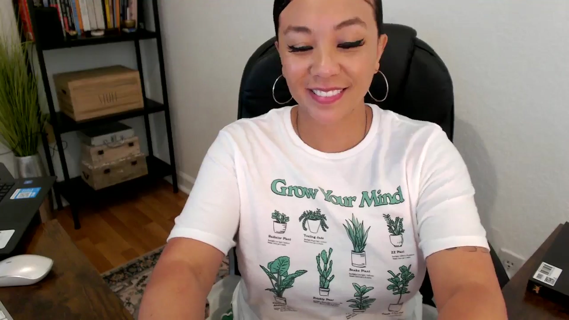 Gallery image thumbnail from MickaylaMoon's myfreecams stream on, 08/07/2024, 22:03 image 4 of 20
