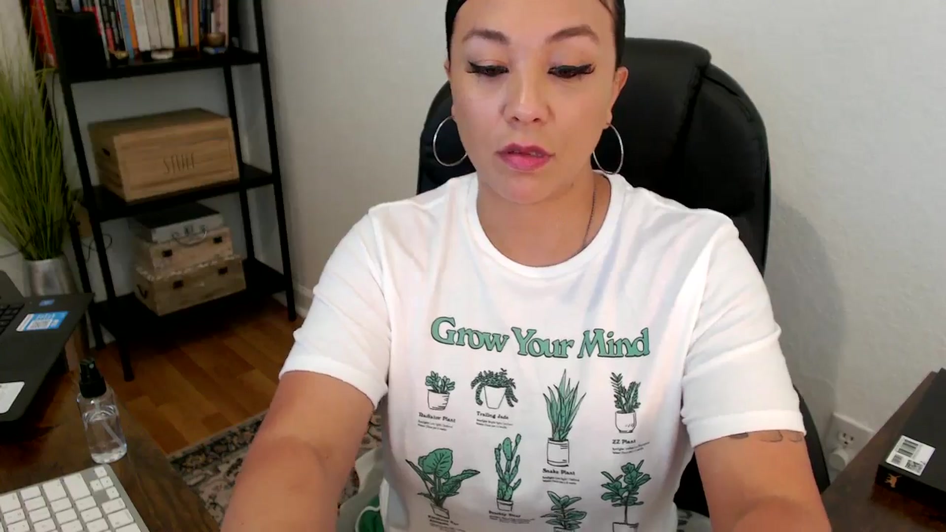 Gallery image thumbnail from MickaylaMoon's myfreecams stream on, 08/07/2024, 22:03 image 18 of 20