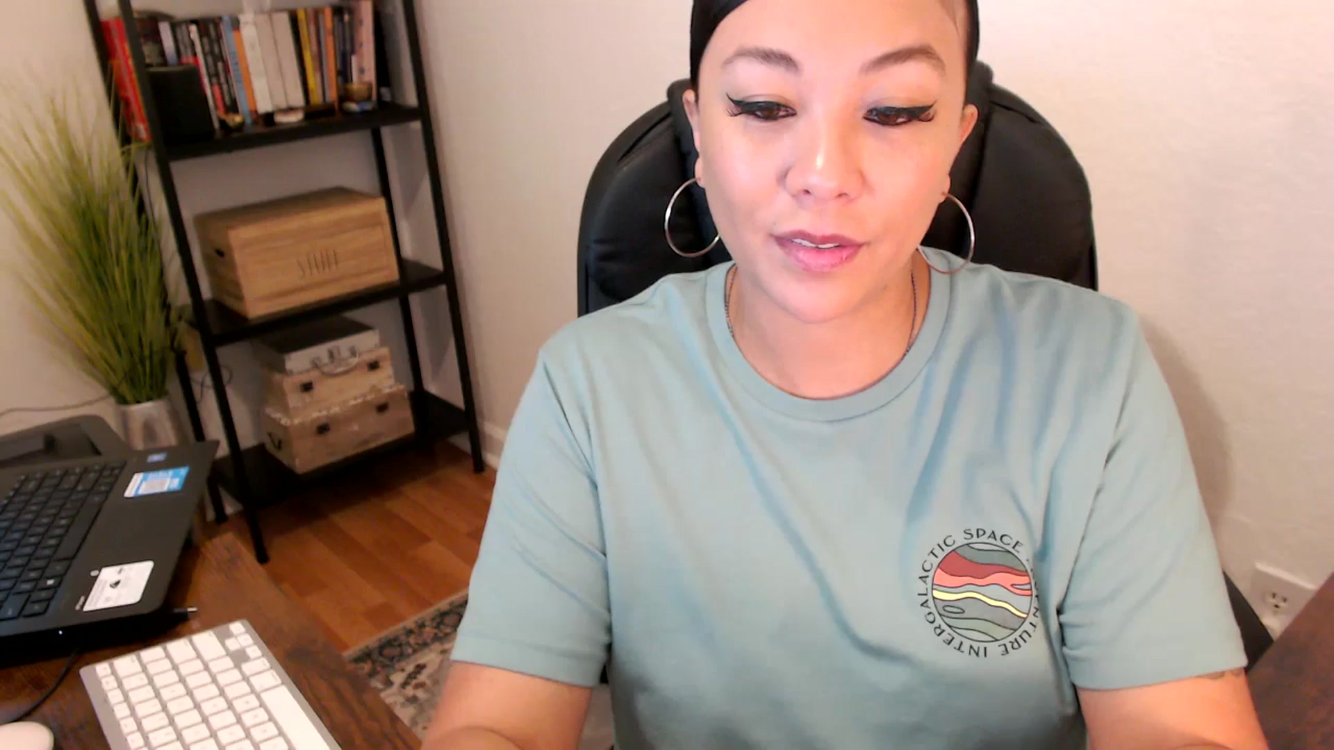 Gallery image thumbnail from MickaylaMoon's myfreecams stream on, 08/08/2024, 14:10 image 12 of 20