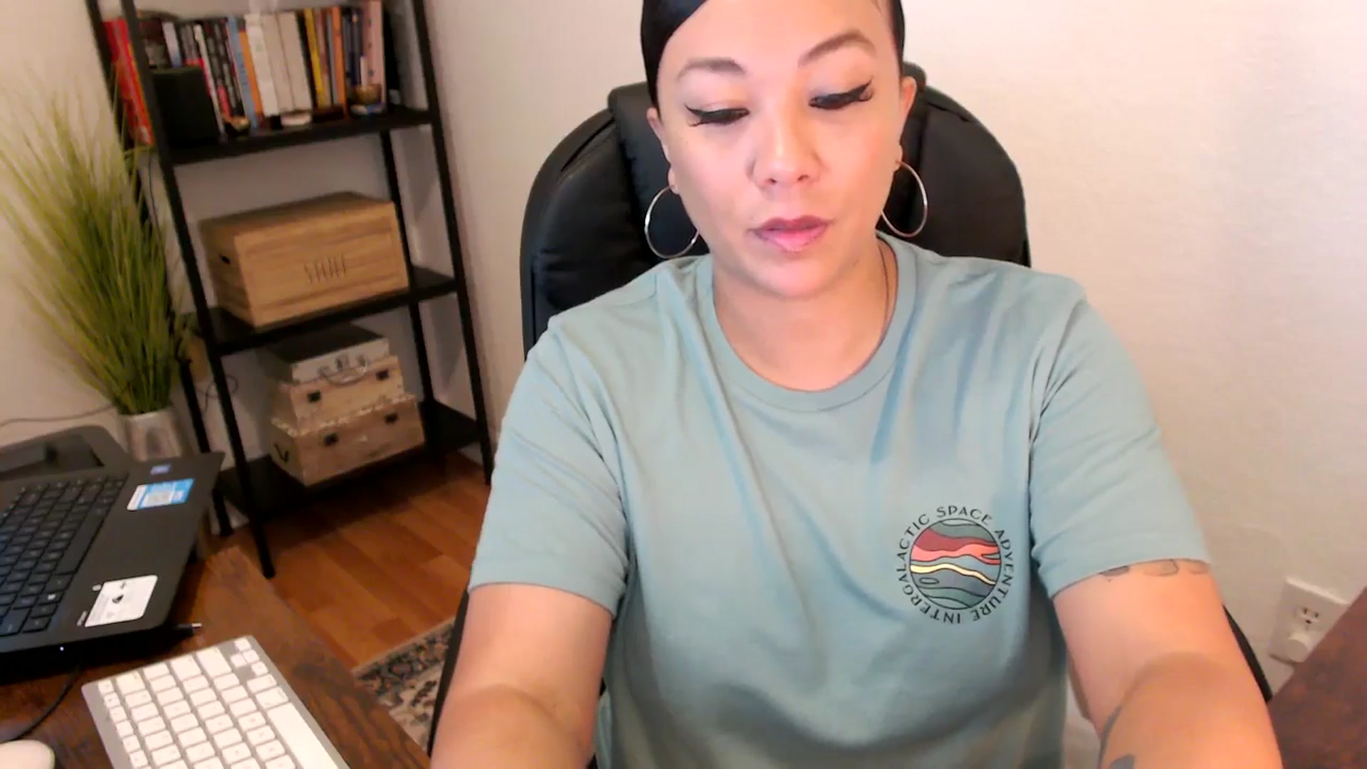 Gallery image thumbnail from MickaylaMoon's myfreecams stream on, 08/08/2024, 14:10 image 20 of 20