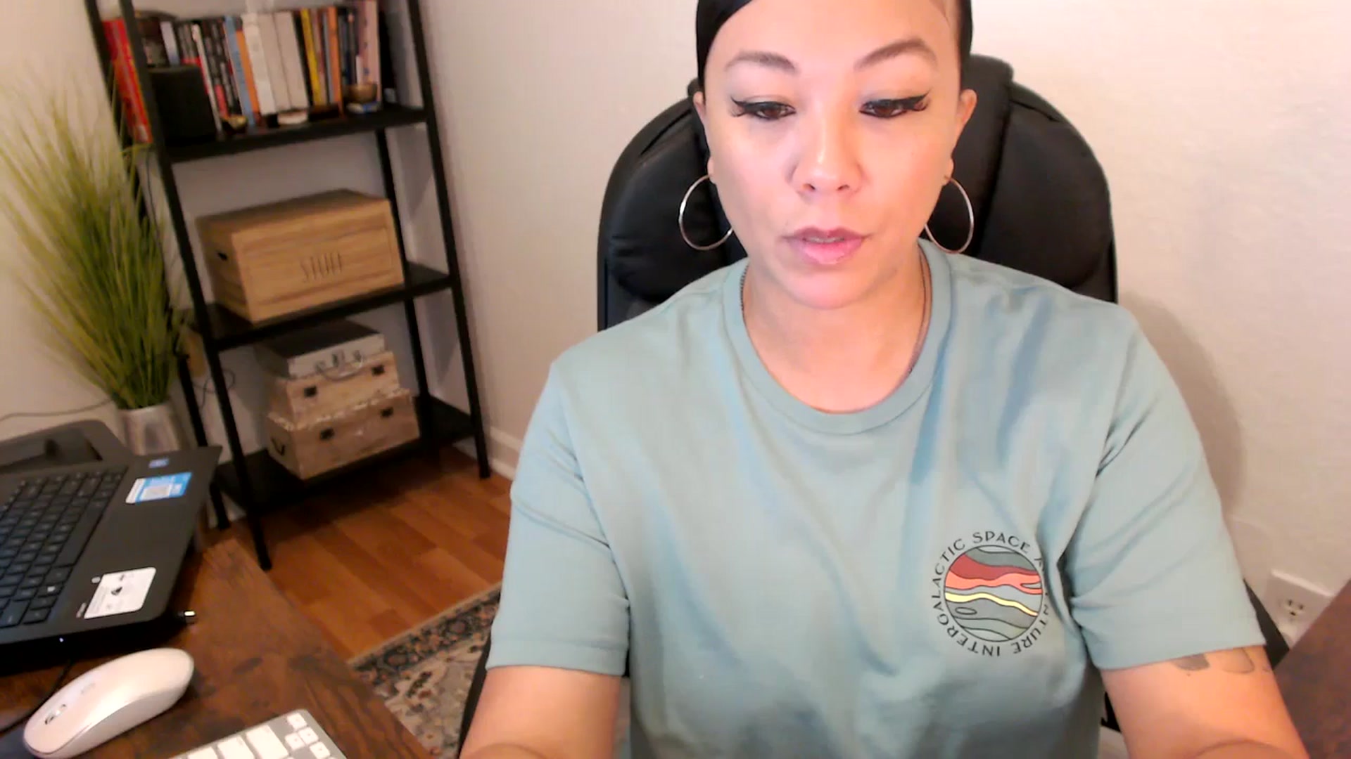 Gallery image thumbnail from MickaylaMoon's myfreecams stream on, 08/08/2024, 15:03 image 5 of 20