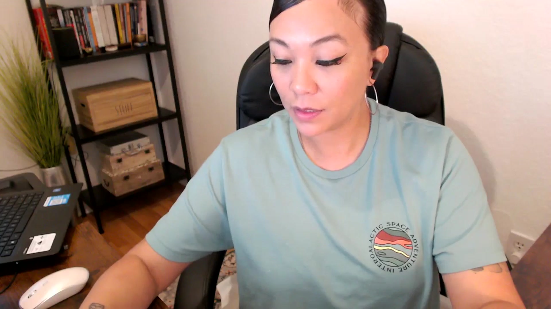 Gallery image thumbnail from MickaylaMoon's myfreecams stream on, 08/08/2024, 16:23 image 14 of 20