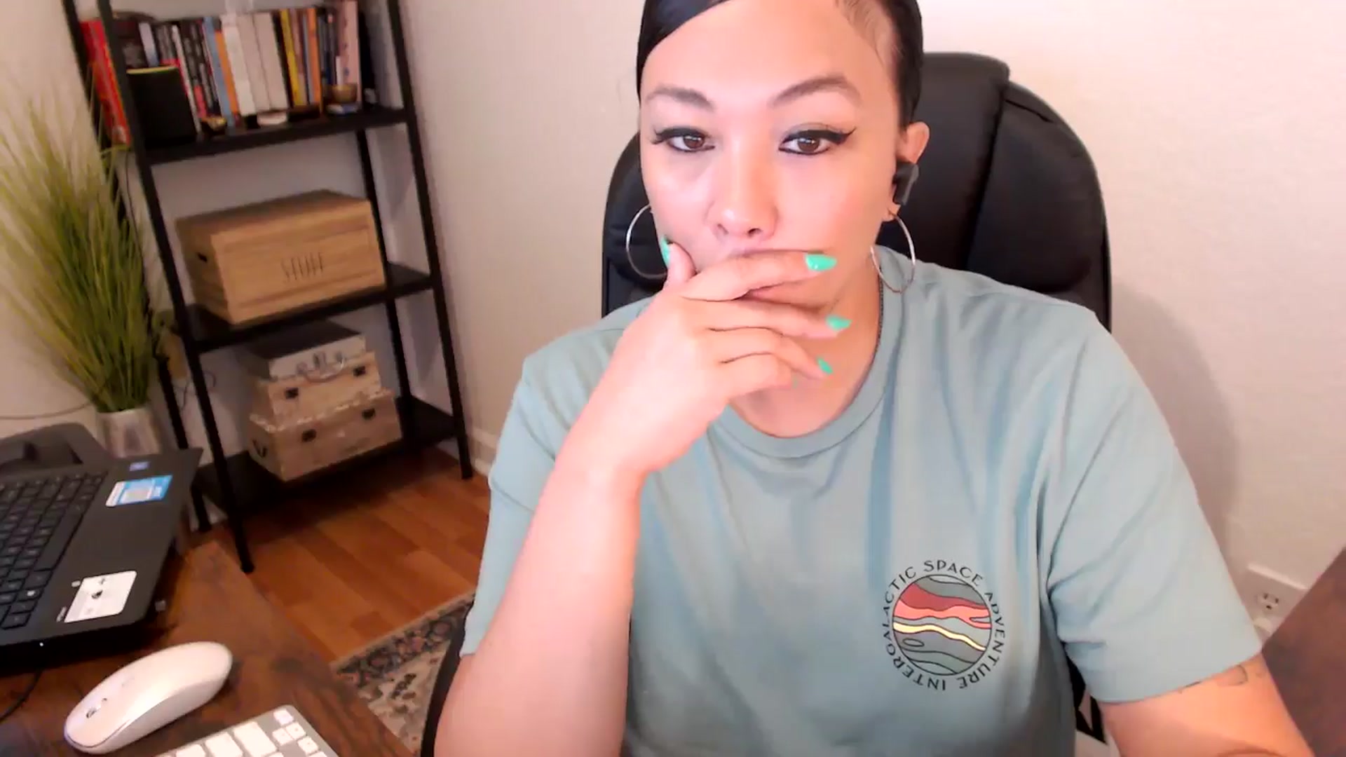 Gallery image thumbnail from MickaylaMoon's myfreecams stream on, 08/08/2024, 16:23 image 11 of 20