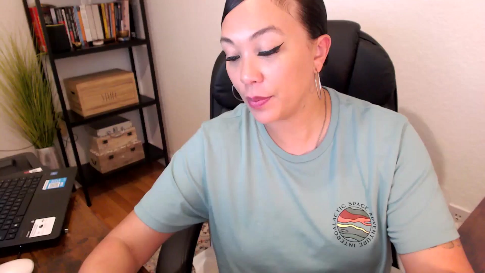 Gallery image thumbnail from MickaylaMoon's myfreecams stream on, 08/08/2024, 18:13 image 7 of 20