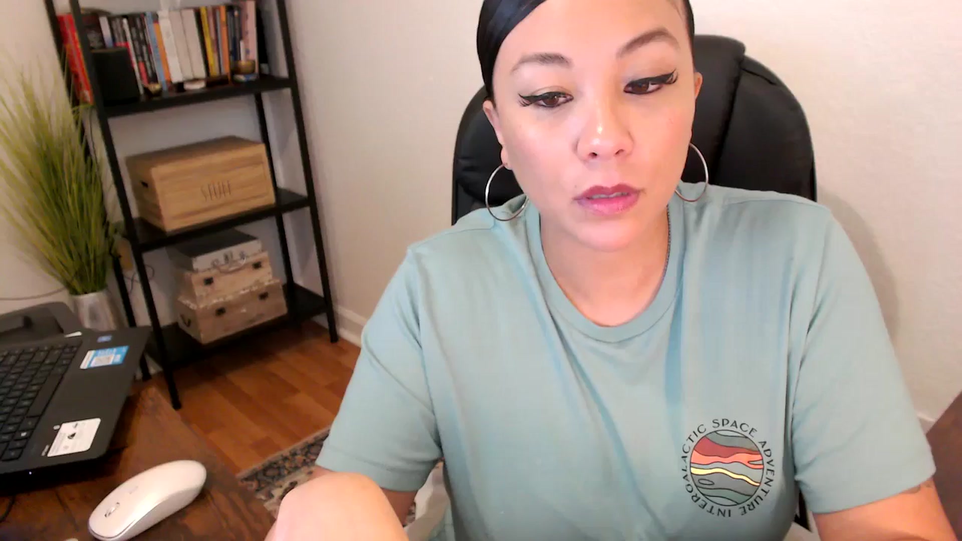 Gallery image thumbnail from MickaylaMoon's myfreecams stream on, 08/08/2024, 19:38 image 2 of 20