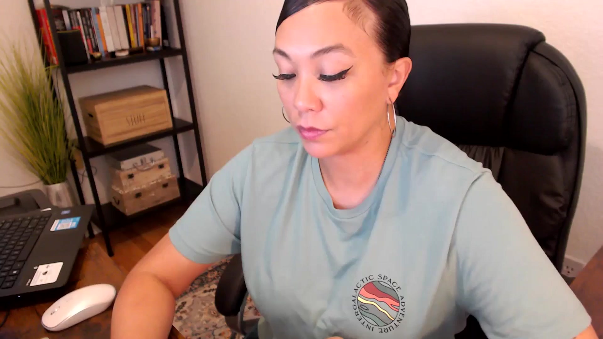 Gallery image thumbnail from MickaylaMoon's myfreecams stream on, 08/08/2024, 19:38 image 11 of 20