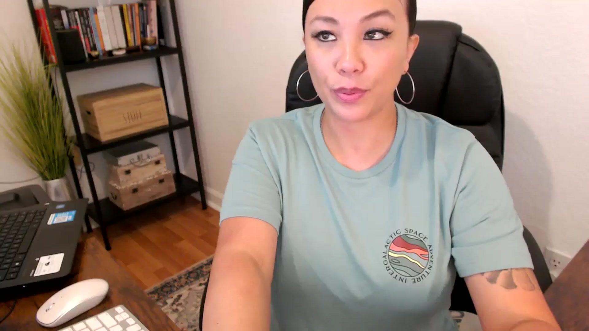 Gallery image thumbnail from MickaylaMoon's myfreecams stream on, 08/08/2024, 20:03 image 5 of 20