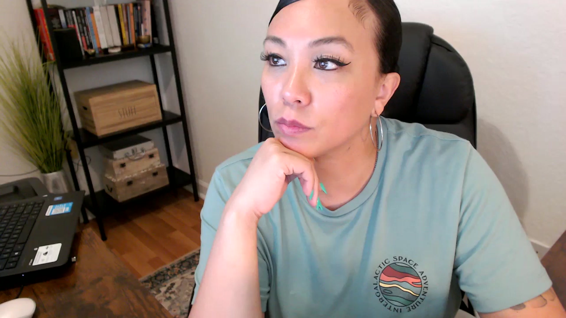 Gallery image thumbnail from MickaylaMoon's myfreecams stream on, 08/08/2024, 21:46 image 5 of 20