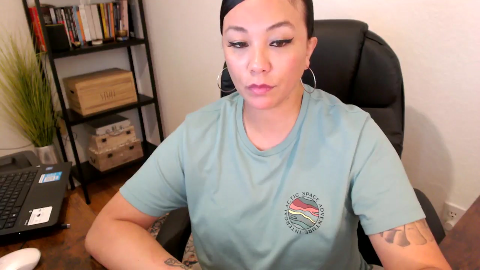 Gallery image thumbnail from MickaylaMoon's myfreecams stream on, 08/08/2024, 21:46 image 3 of 20
