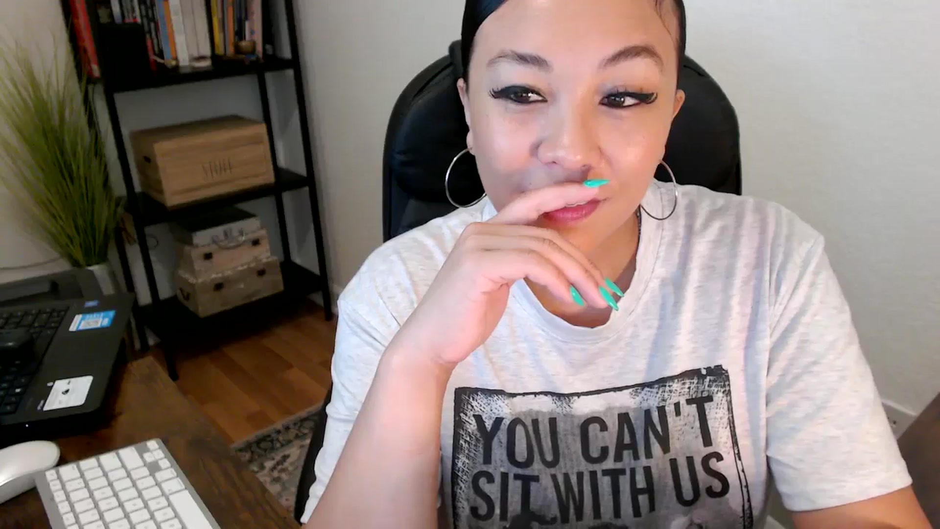 Gallery image thumbnail from MickaylaMoon's myfreecams stream on, 08/09/2024, 14:42 image 20 of 20