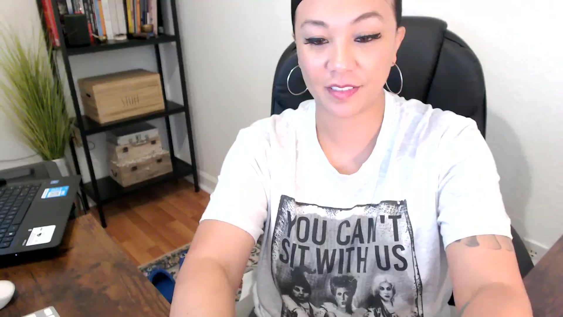 Gallery image thumbnail from MickaylaMoon's myfreecams stream on, 08/09/2024, 16:47 image 13 of 20