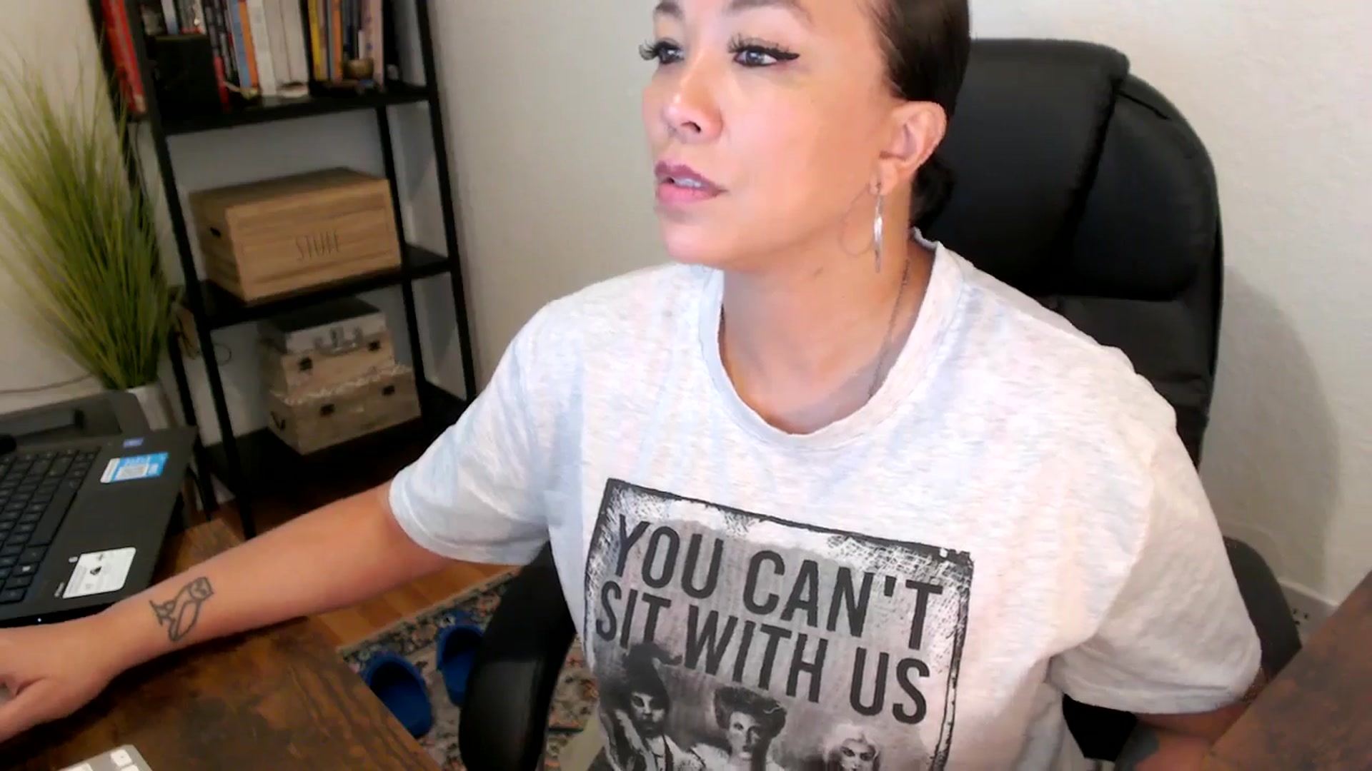 Gallery image thumbnail from MickaylaMoon's myfreecams stream on, 08/09/2024, 16:47 image 17 of 20