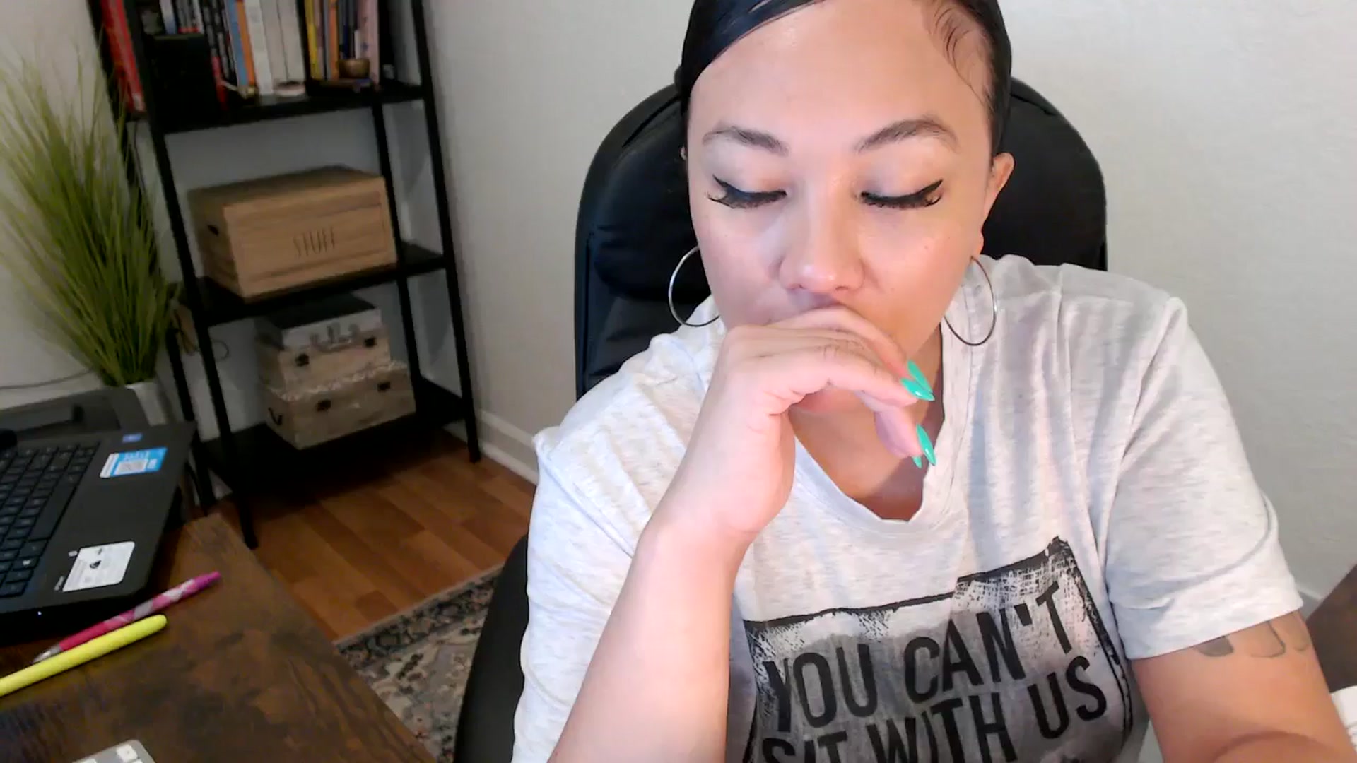 Gallery image thumbnail from MickaylaMoon's myfreecams stream on, 08/09/2024, 17:29 image 10 of 20