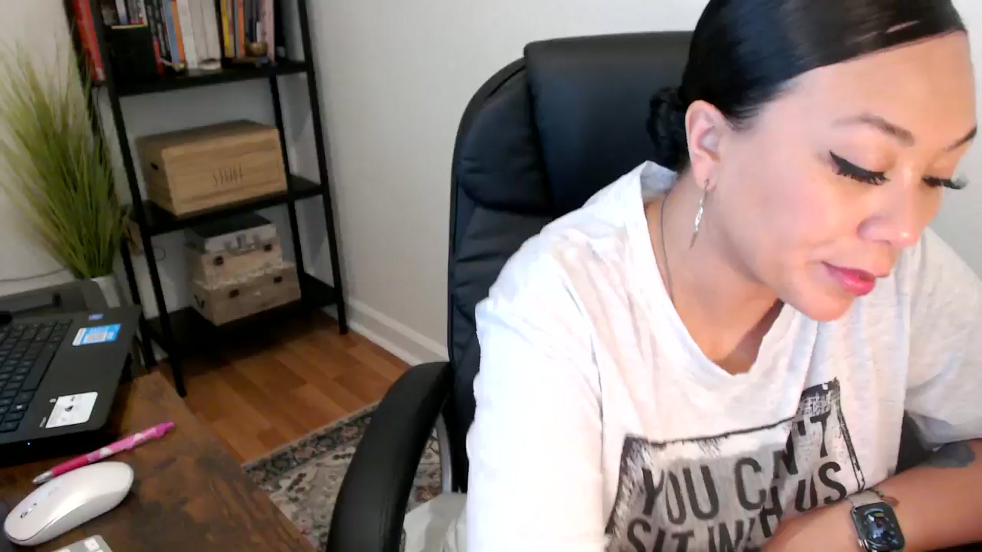 Gallery image thumbnail from MickaylaMoon's myfreecams stream on, 08/09/2024, 17:29 image 20 of 20