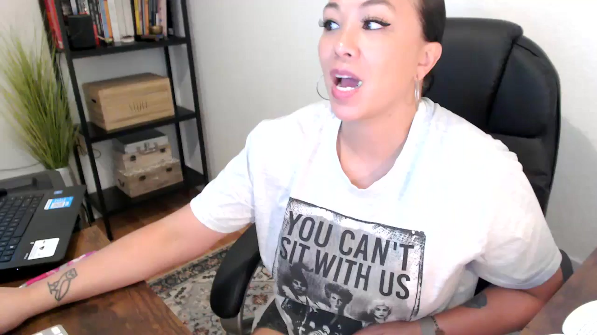 Gallery image thumbnail from MickaylaMoon's myfreecams stream on, 08/09/2024, 17:29 image 7 of 20