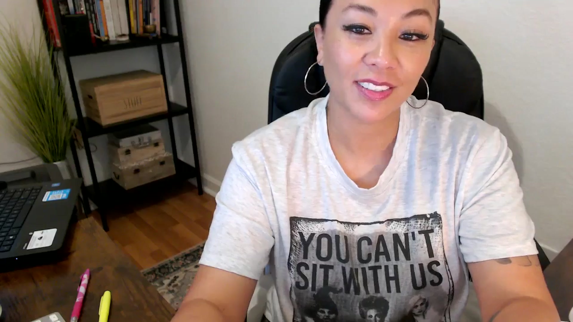 Gallery image thumbnail from MickaylaMoon's myfreecams stream on, 08/09/2024, 17:29 image 2 of 20