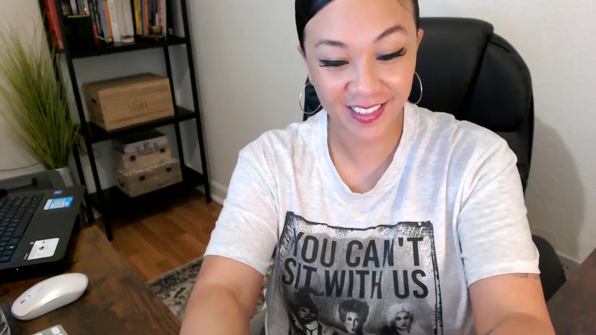Gallery image thumbnail from MickaylaMoon's myfreecams stream on, 08/09/2024, 18:07 image 19 of 20