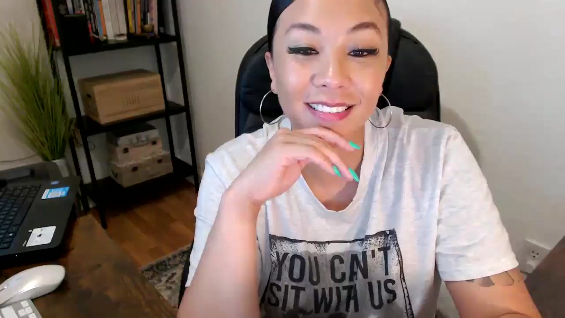 Gallery image thumbnail from MickaylaMoon's myfreecams stream on, 08/09/2024, 19:19 image 8 of 20