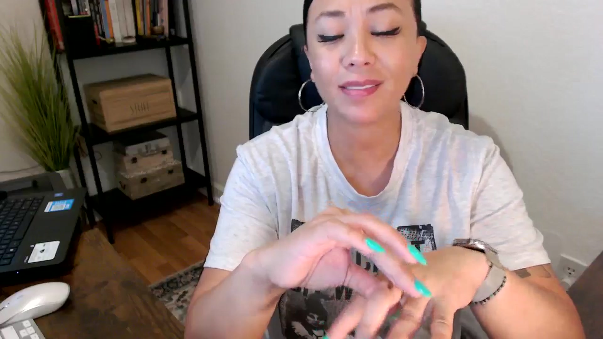 Gallery image thumbnail from MickaylaMoon's myfreecams stream on, 08/09/2024, 19:19 image 7 of 20