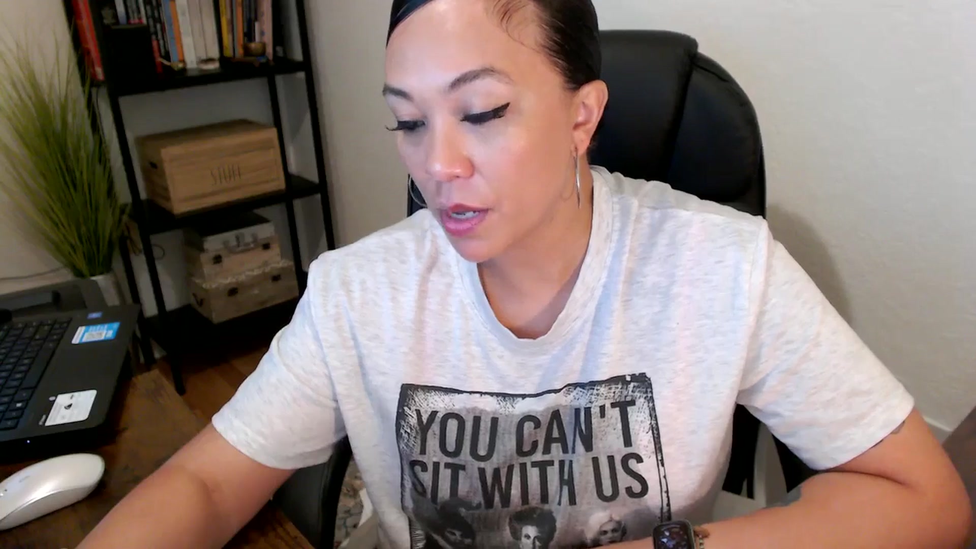 Gallery image thumbnail from MickaylaMoon's myfreecams stream on, 08/09/2024, 19:34 image 9 of 20