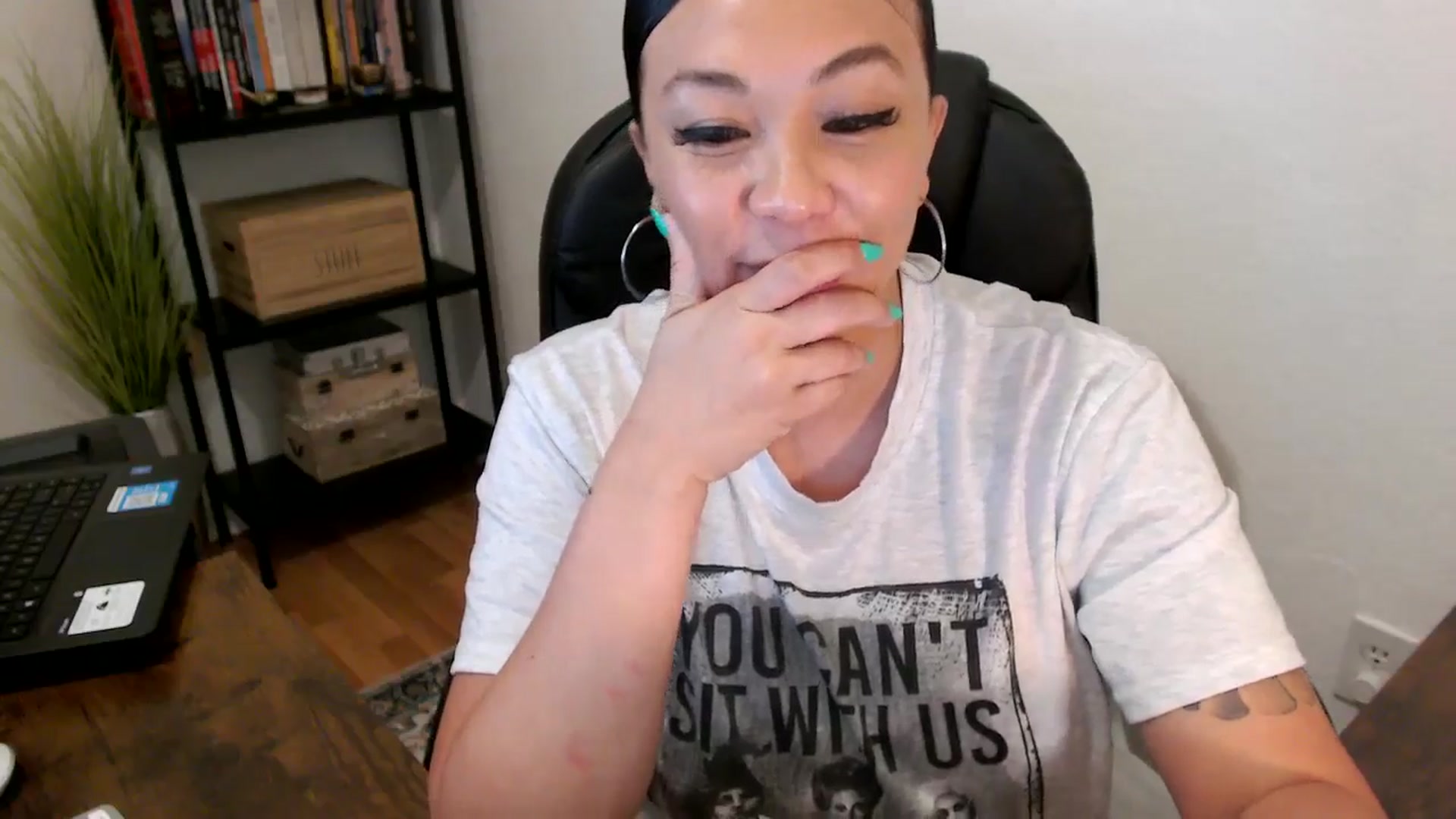 Gallery image thumbnail from MickaylaMoon's myfreecams stream on, 08/09/2024, 21:35 image 10 of 20