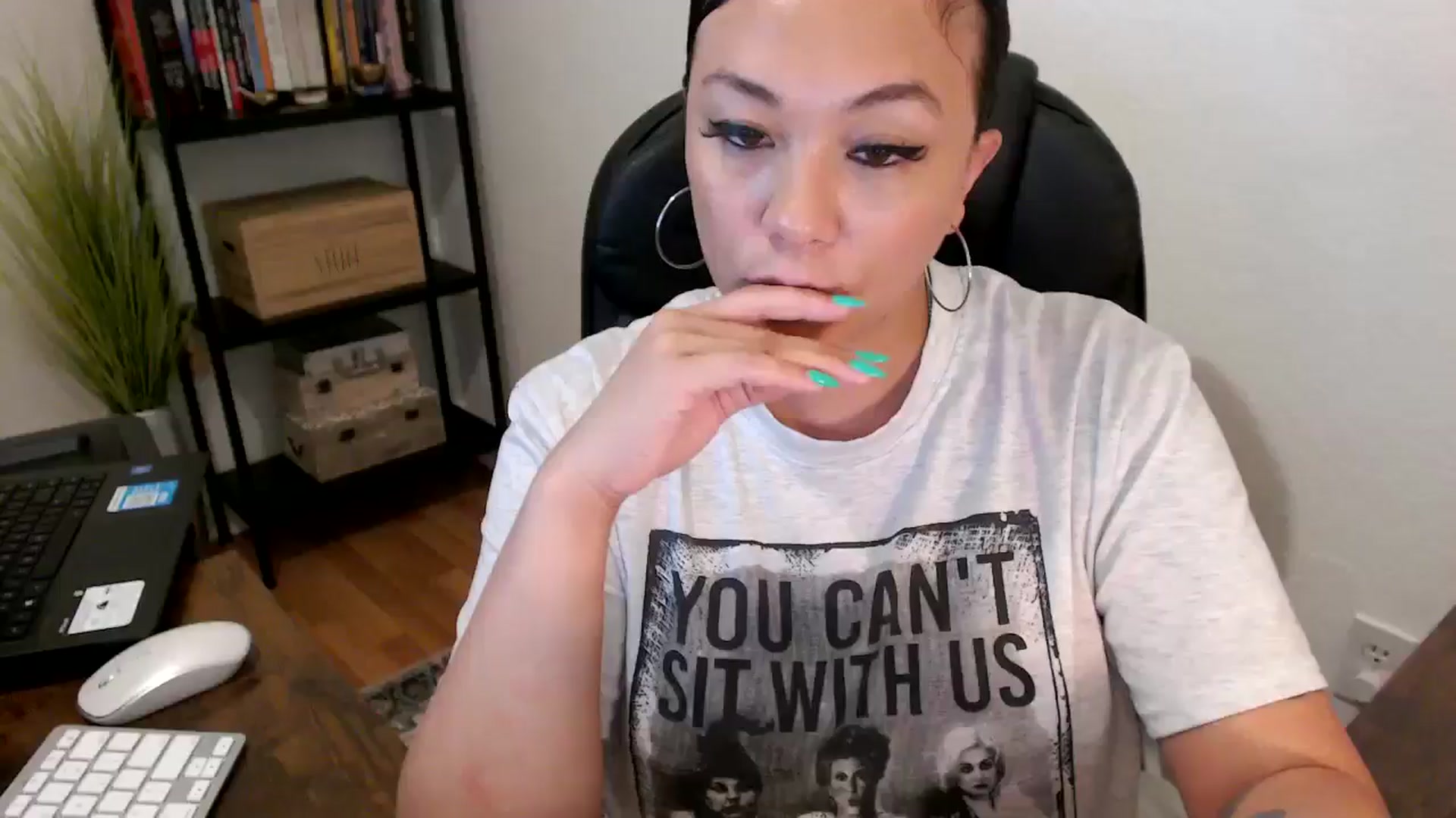 Gallery image thumbnail from MickaylaMoon's myfreecams stream on, 08/09/2024, 21:35 image 19 of 20
