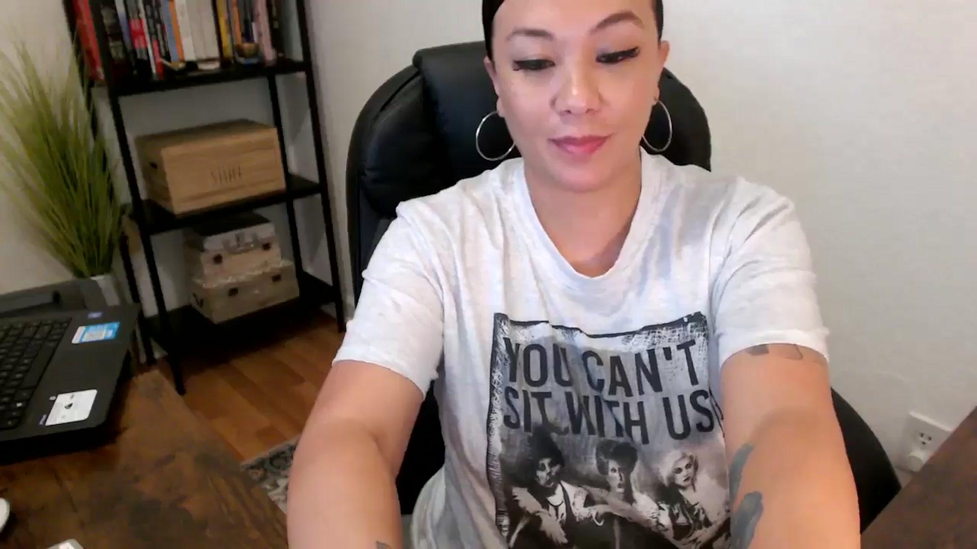 Gallery image thumbnail from MickaylaMoon's myfreecams stream on, 08/09/2024, 21:35 image 9 of 20