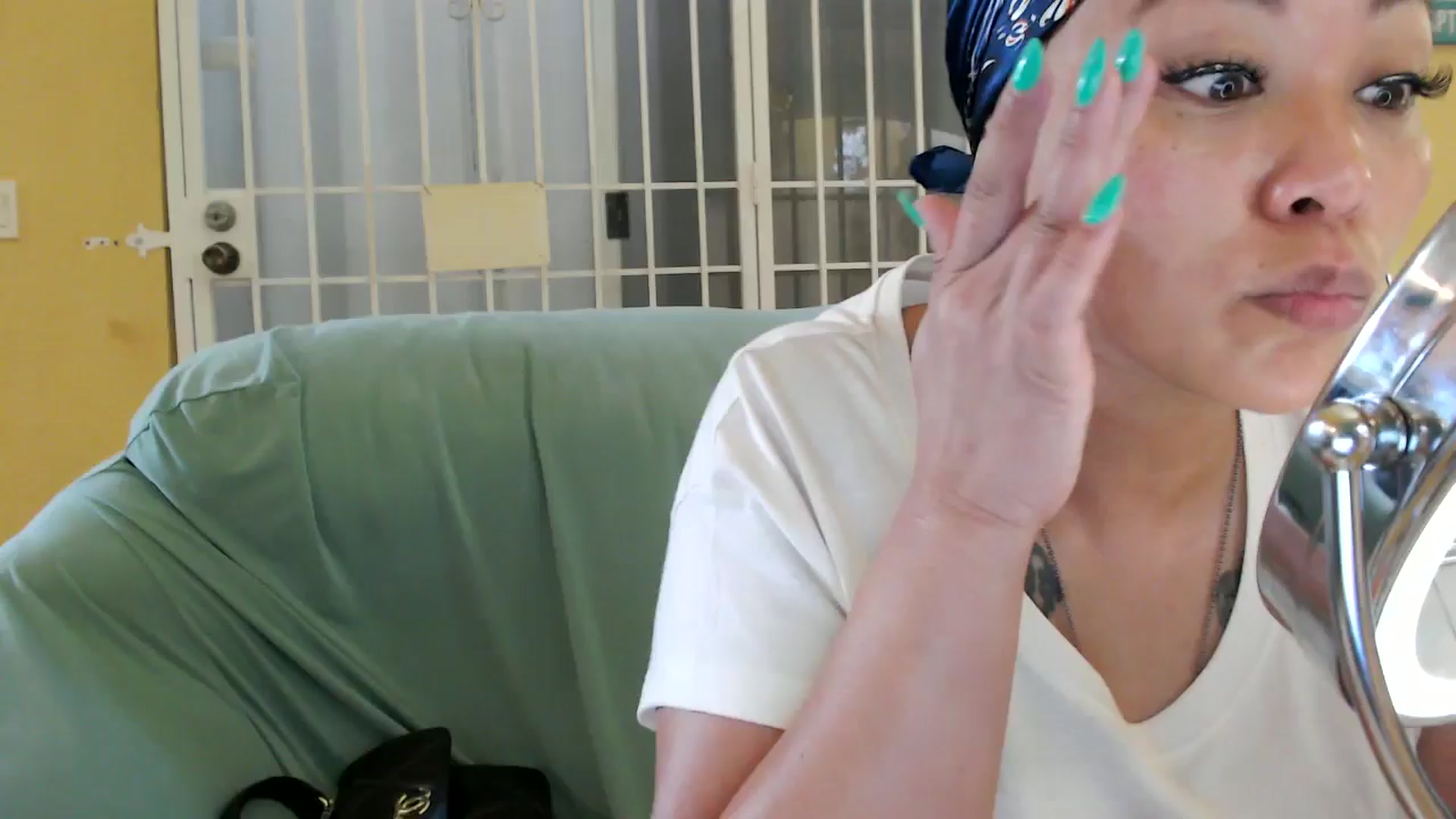 Gallery image thumbnail from MickaylaMoon's myfreecams stream on, 08/10/2024, 14:52 image 13 of 20