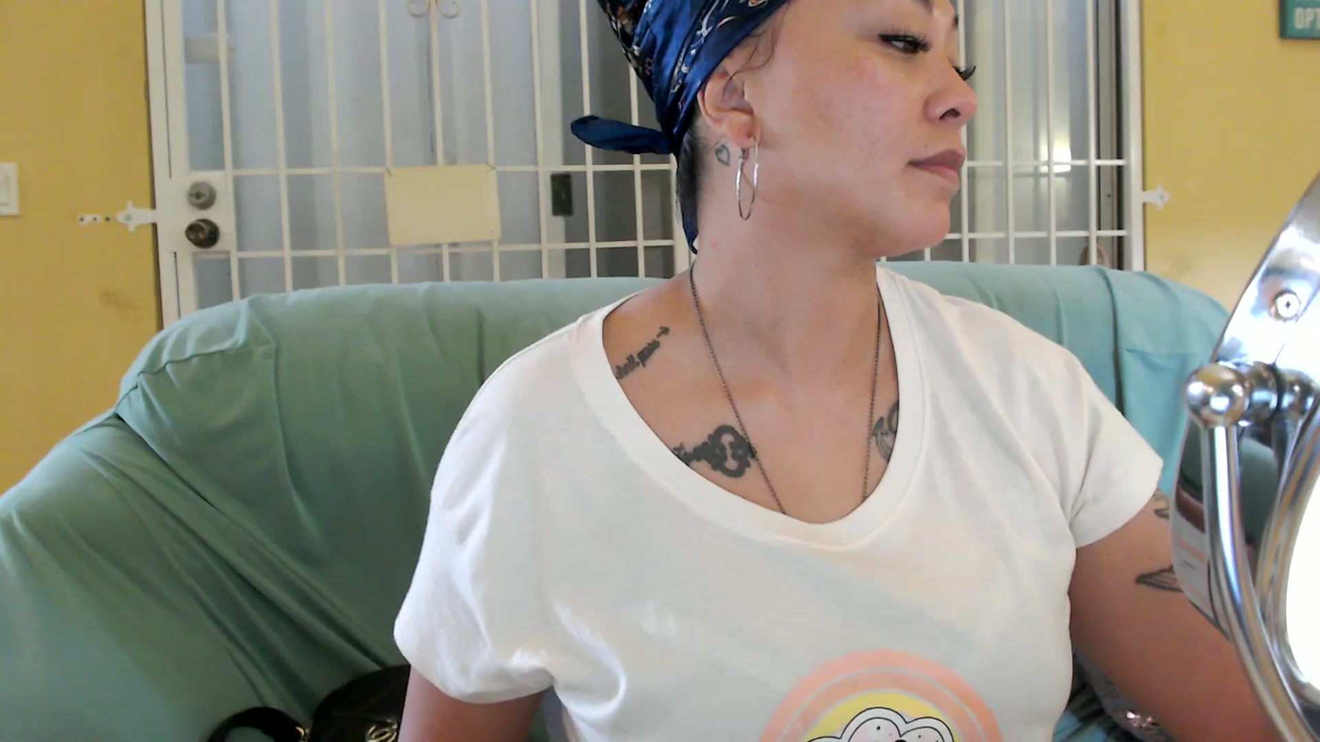 Gallery image thumbnail from MickaylaMoon's myfreecams stream on, 08/10/2024, 14:52 image 14 of 20