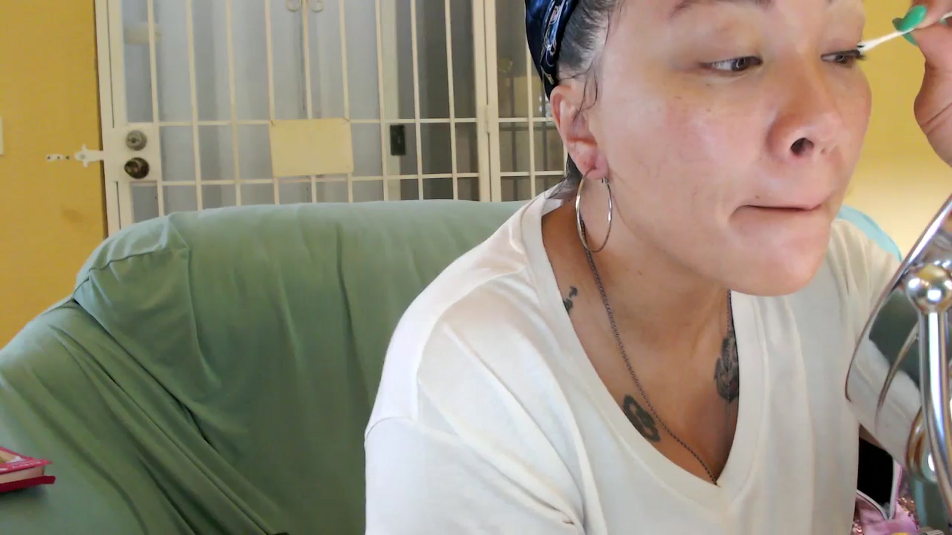 Gallery image thumbnail from MickaylaMoon's myfreecams stream on, 08/10/2024, 14:52 image 8 of 20