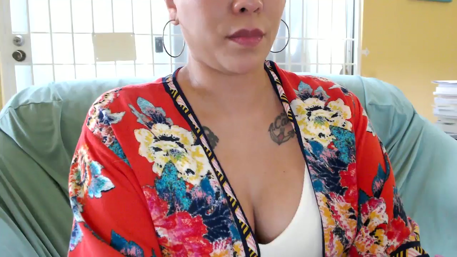 Gallery image thumbnail from MickaylaMoon's myfreecams stream on, 08/10/2024, 18:40 image 19 of 20