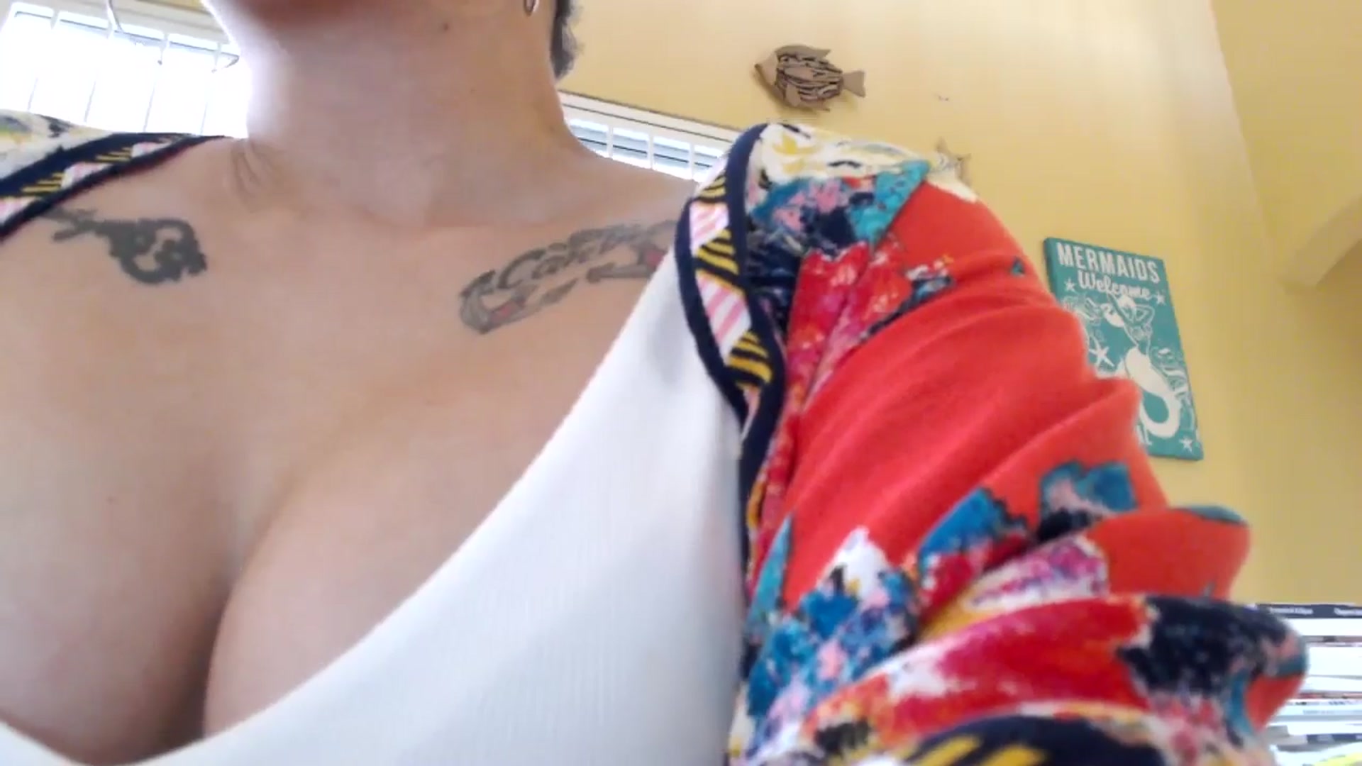 Gallery image thumbnail from MickaylaMoon's myfreecams stream on, 08/10/2024, 18:55 image 20 of 20