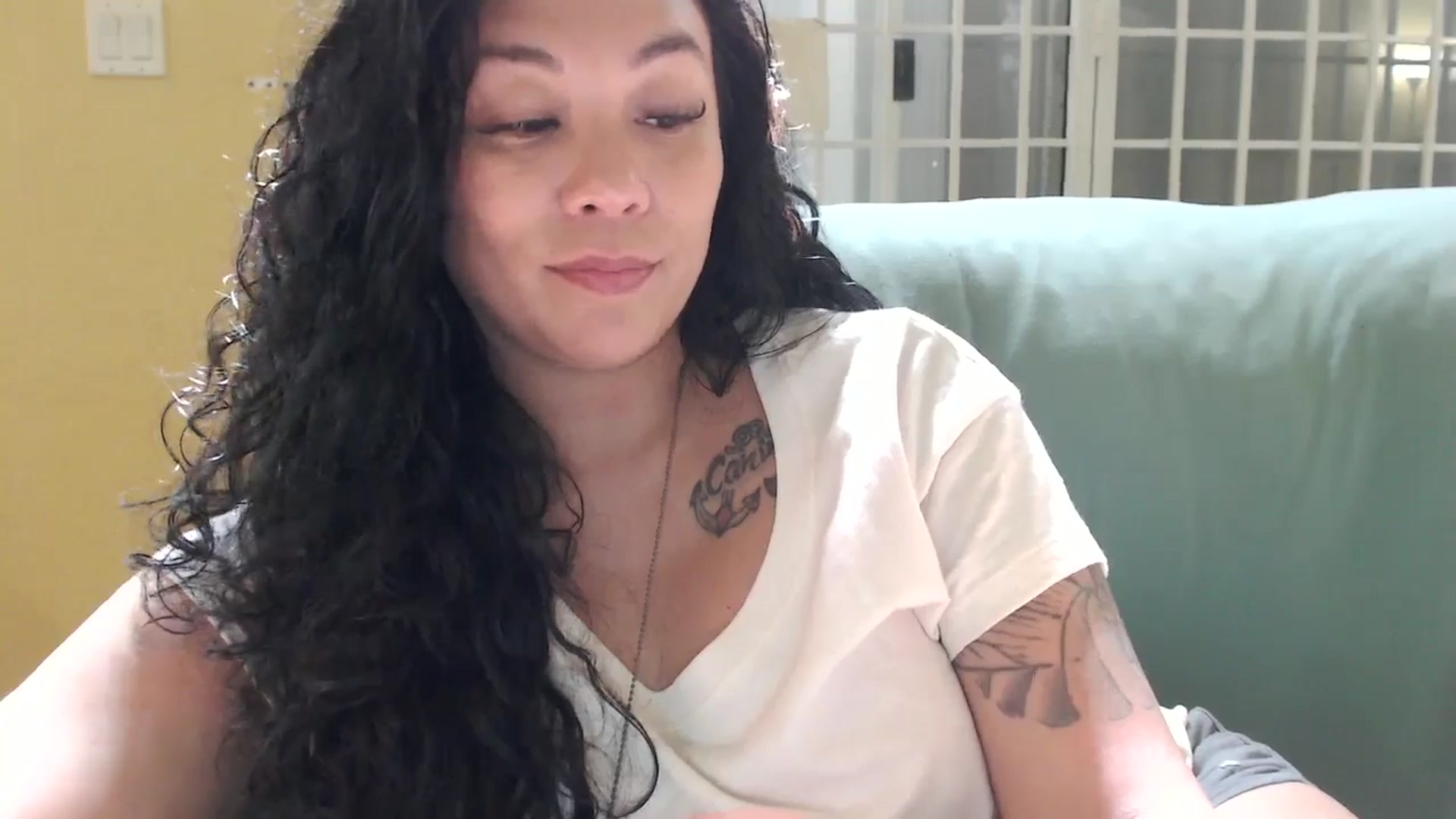 Gallery image thumbnail from MickaylaMoon's myfreecams stream on, 08/11/2024, 20:43 image 12 of 20