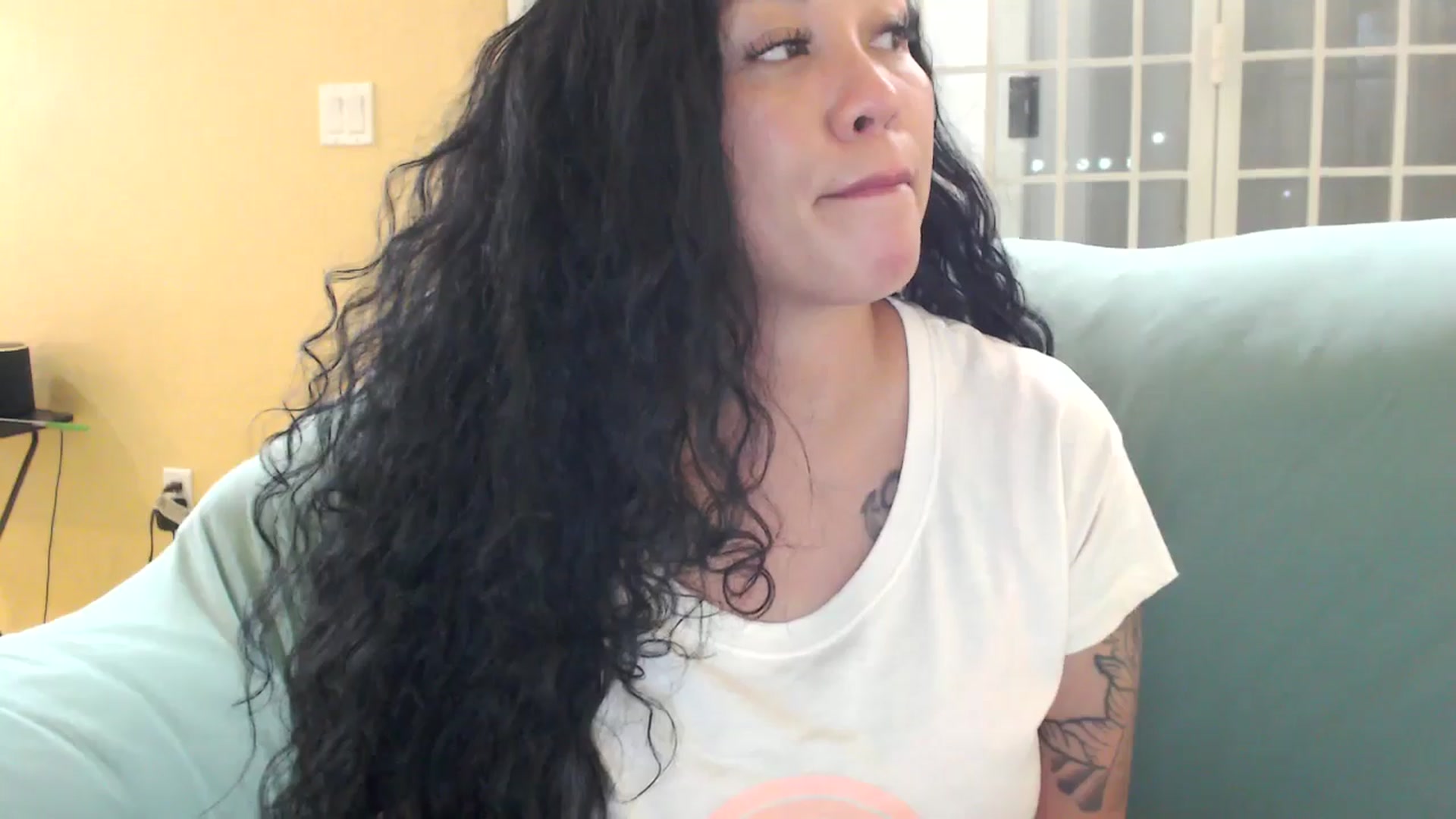 Gallery image thumbnail from MickaylaMoon's myfreecams stream on, 08/11/2024, 21:56 image 7 of 20