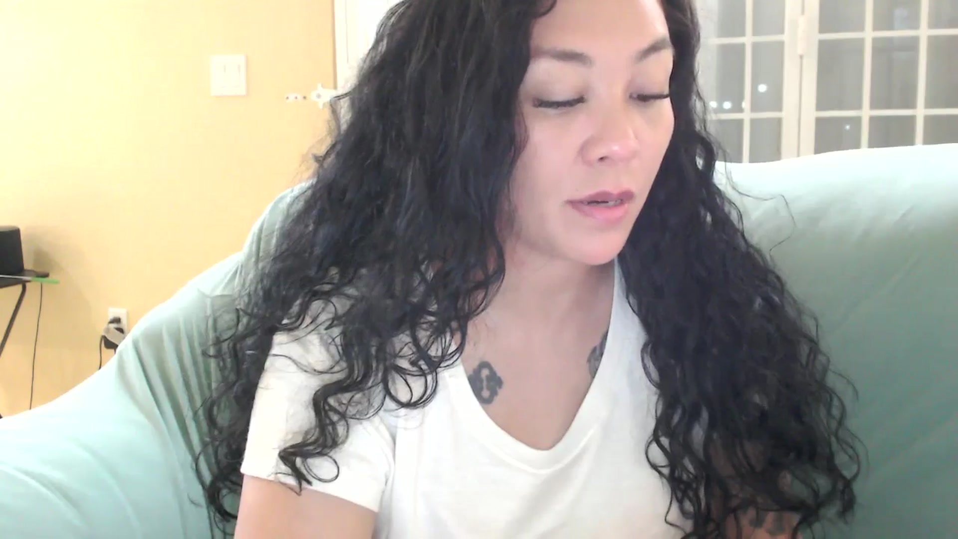 Gallery image thumbnail from MickaylaMoon's myfreecams stream on, 08/11/2024, 21:56 image 8 of 20