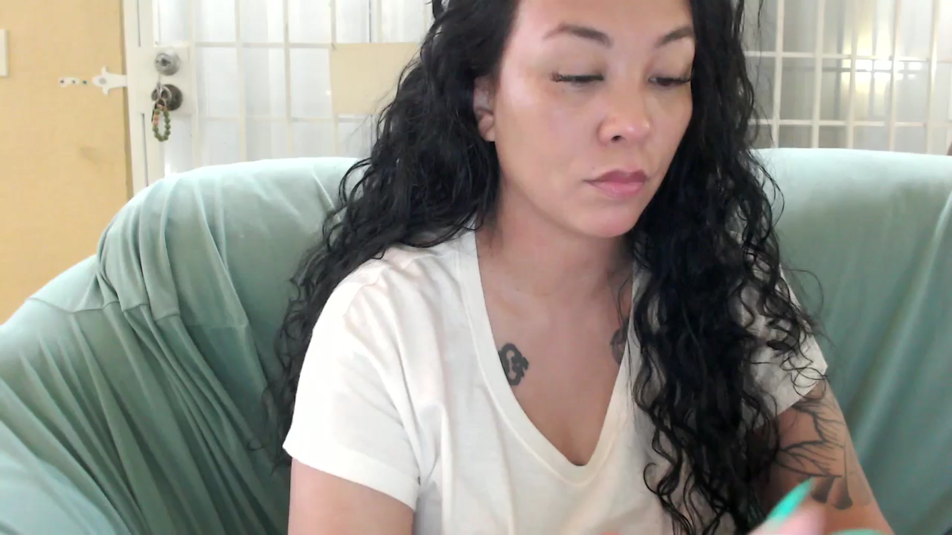 Gallery image thumbnail from MickaylaMoon's myfreecams stream on, 08/11/2024, 21:56 image 1 of 20